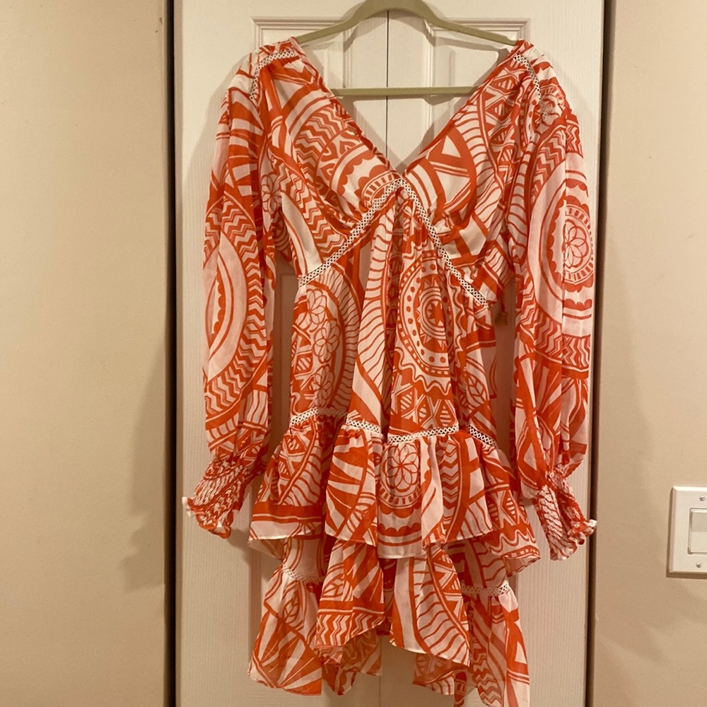 Orange &white dress w/ v neck and tie back donating soon so offers welcome